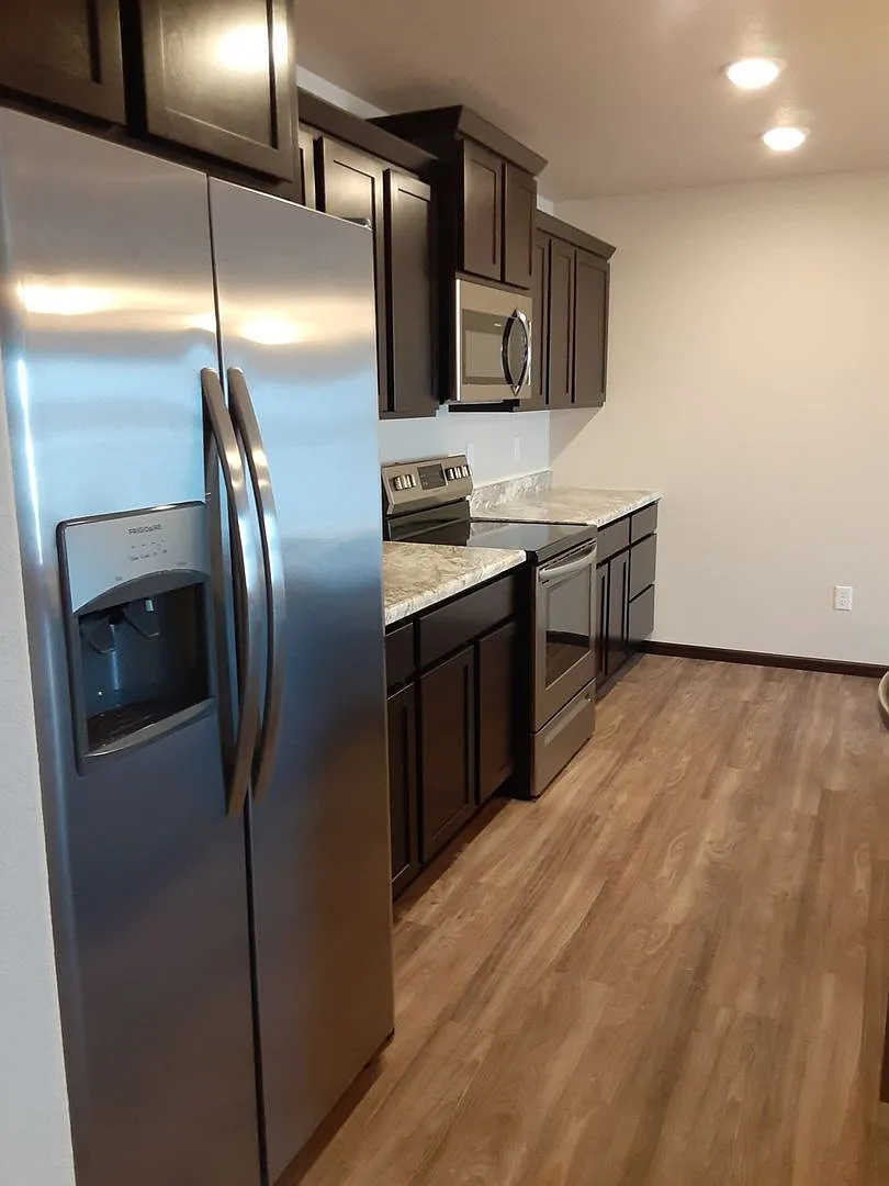 Modern Comfort: Discover Our 1-Bedroom Apartment Gem — Photo 3