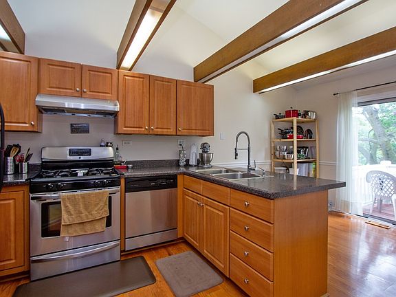 4th image of 1217 Ballantrae Pl APT C