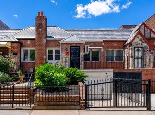 3114 48th St, Long Island City, NY 11103