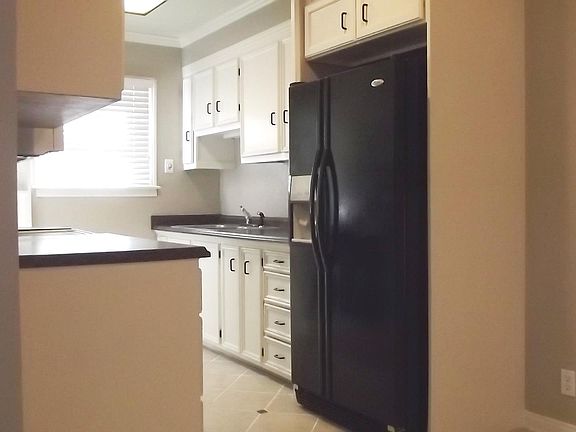 3rd image of 4036 W Clarendon Dr