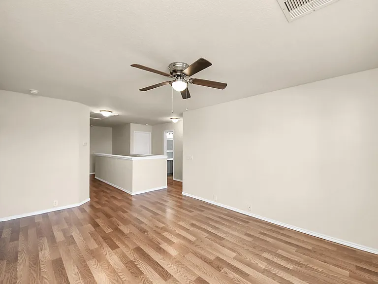 2038 Eddlewood Ct — Photo 23