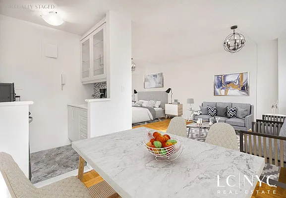 Sold by Keller Williams NYC | media 17