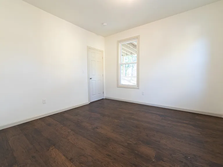 84 Sheffield Ave #1 — Photo 9