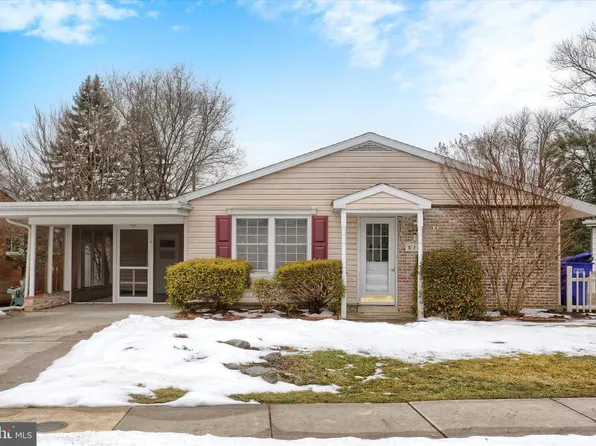 516 E Coover St, Mechanicsburg, PA 17055