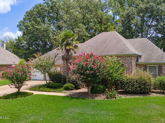 3rd image of 347 Indian Gate Cir