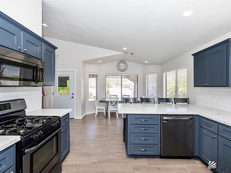 10772 S Avenida Primavera — Photo 8