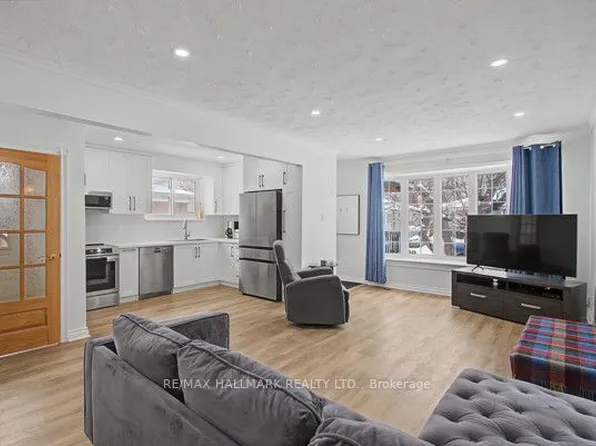 37 Avis Cres, Toronto, ON M4B 1B8