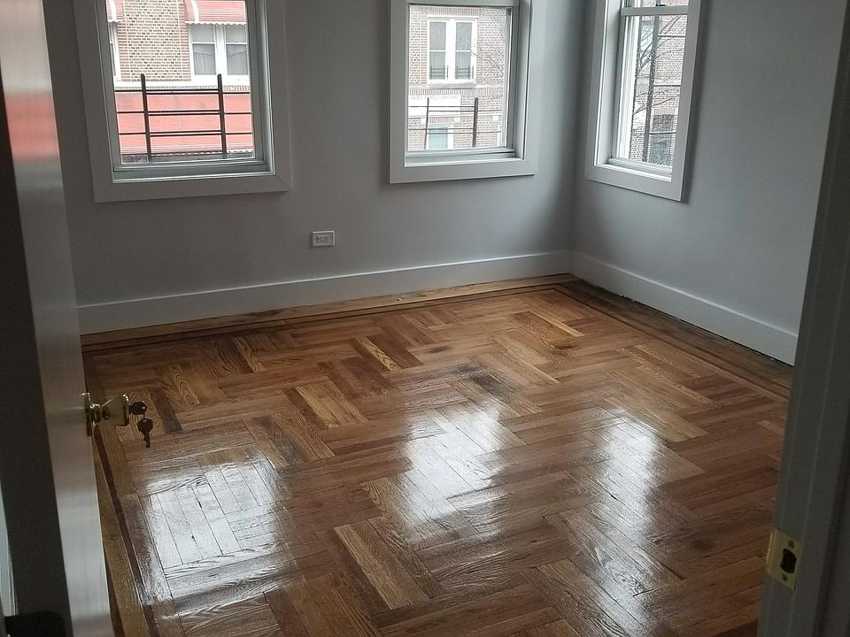 2nd image of 1425 Croes Ave #1C