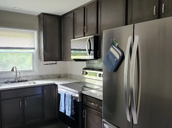 5805 Joliet Dr, Pleasant Garden, NC 27313