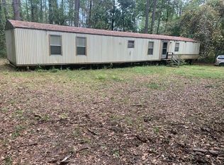 150 Oakwood Ln, Thomasville, GA 31792