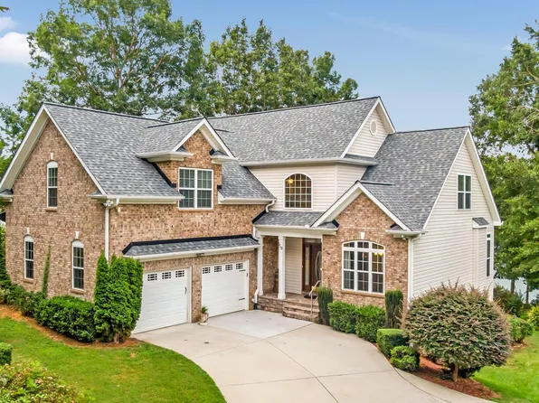 119 Blalock Coves Dr, Chesnee, SC 29323