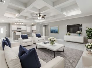 7050 Lark Haven Ln, San Antonio, TX 78263