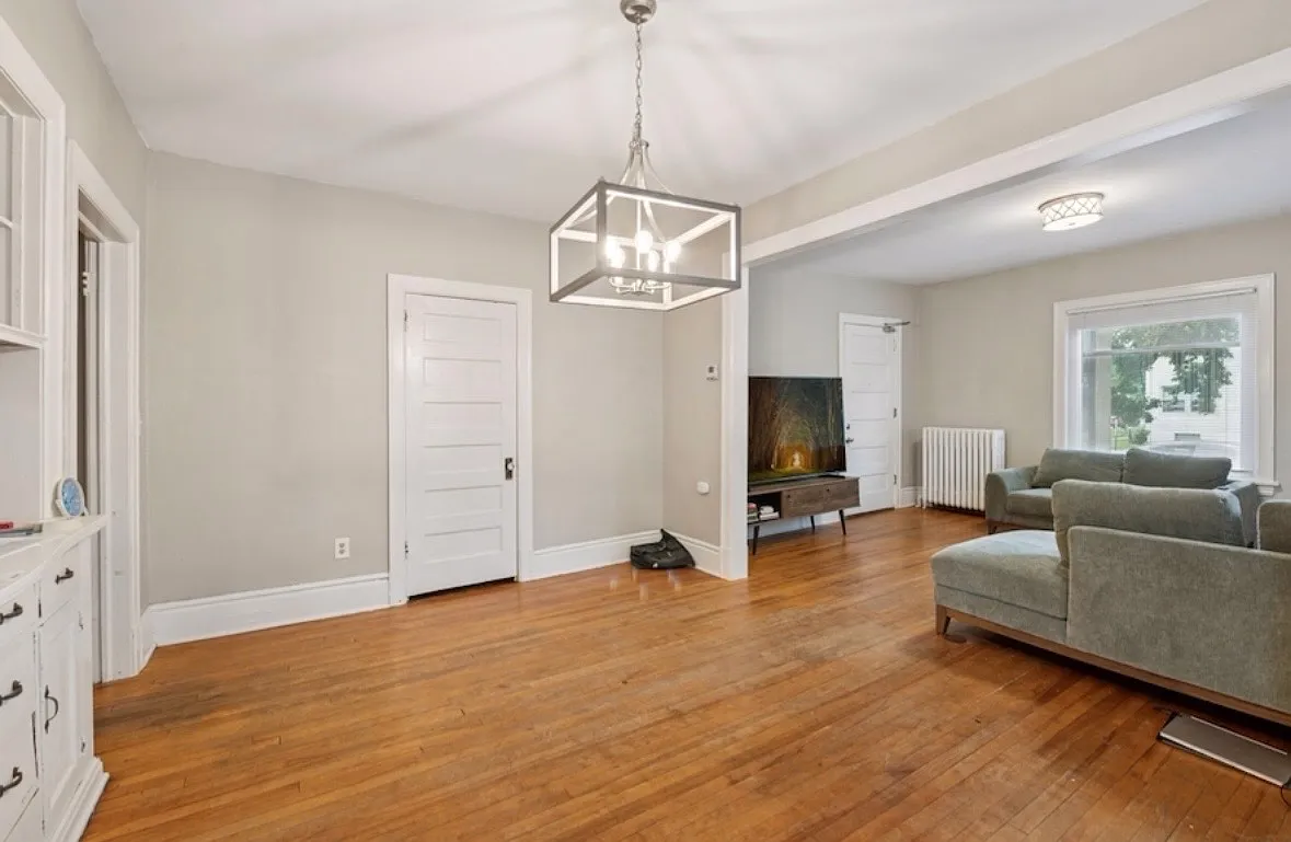 2 bed, 900 sqft, $1,650 — Photo 4