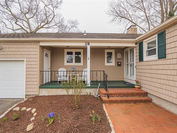 3rd image of 28 Gillooly Dr