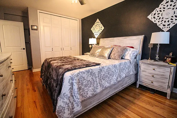 Sold by Prodigy Real Estate  | media 21