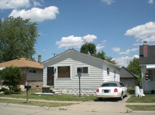 30248 E Groveland St, Madison Heights, MI 48071