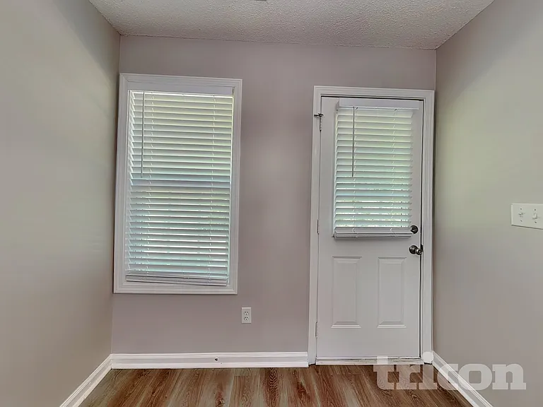 73 Seagrave Ct — Photo 6