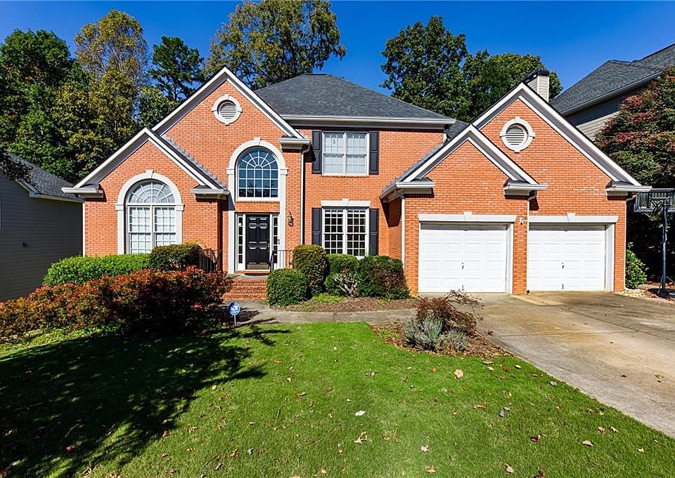 1st image of 1143 Queensgate Dr SE