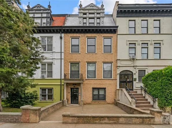 288 New York Ave, Brooklyn, NY 11216