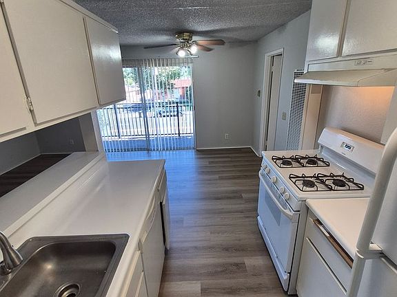 3rd image of 1130 W San Bernardino Rd APT 230