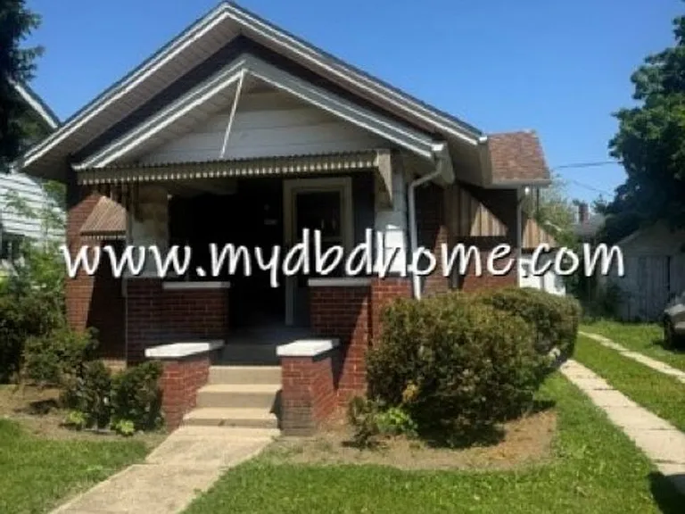4205 Hoagland Ave — Photo 1
