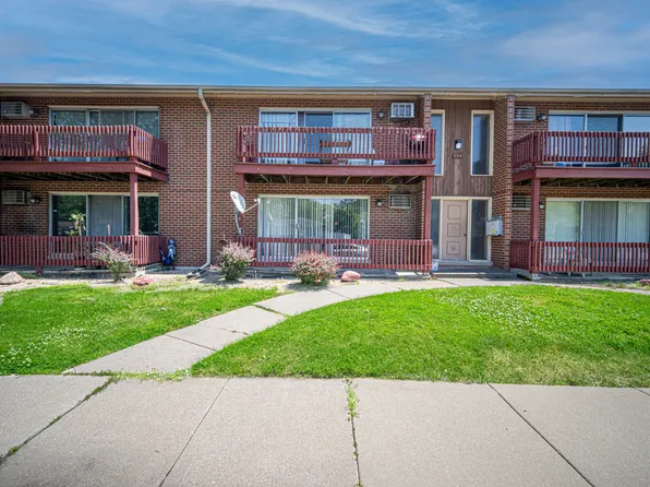 553 N Carroll Pkwy APT 1D, Glenwood, IL 60425