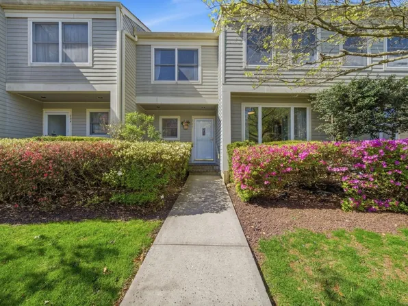 203 Knoll Way, Rocky Hill Boro, NJ 08553