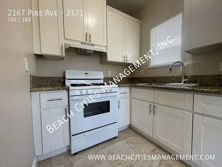 2167 Pine Ave #2171 — Photo 24