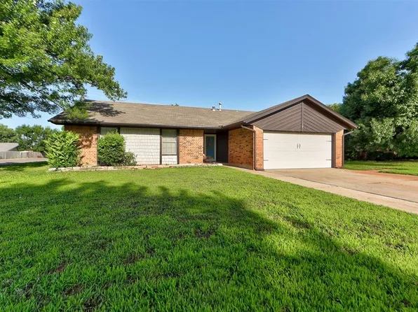 1229 S Gemini Rd, Edmond, OK 73003