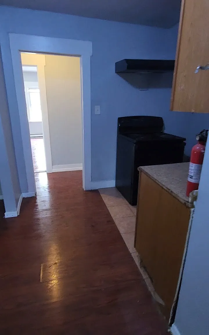 1 bed, 1000 sqft, $1,850 — Photo 2