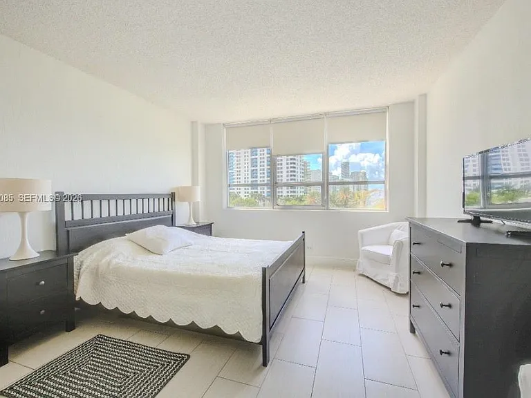 1500 Bay Rd #528S — Photo 9