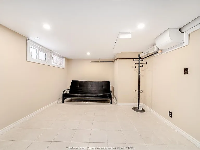 431 Randolph Ave #LOWER — Photo 6