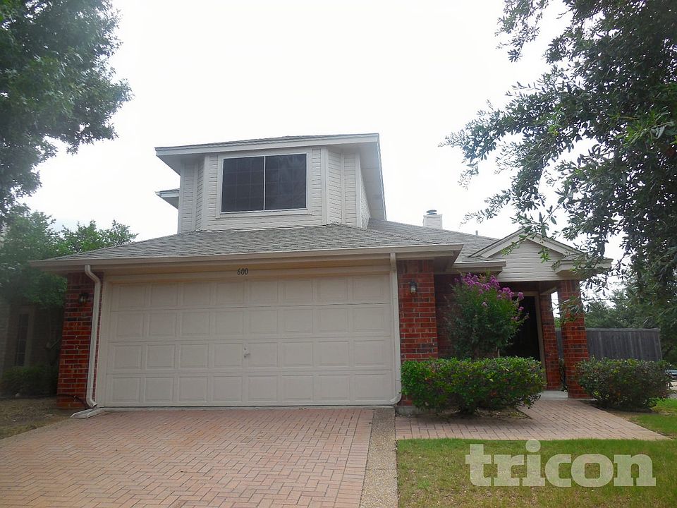 1st image of 600 Alabaster Pl