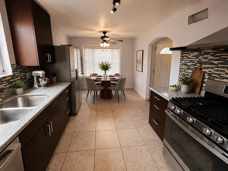 2849 Devonshire Ave — Photo 5