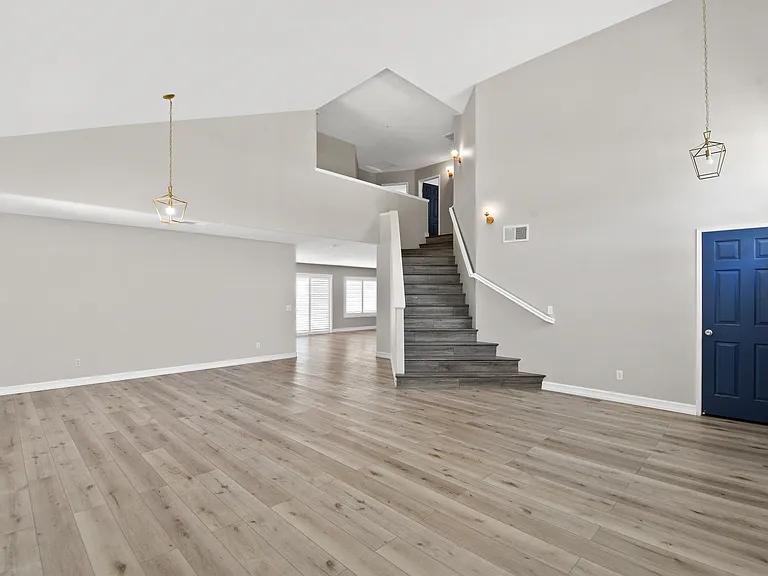 6833 Andover Ave — Photo 4