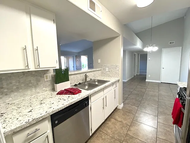 7885 W Flamingo Rd — Photo 8
