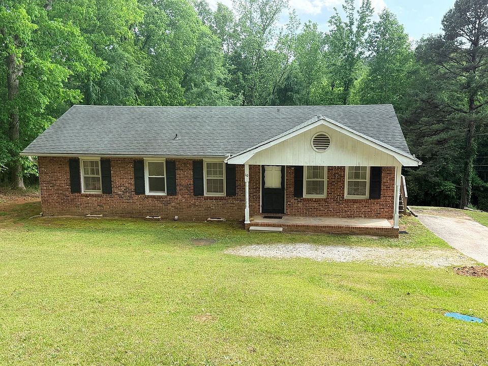 1st image of 10 Dogwood Ln