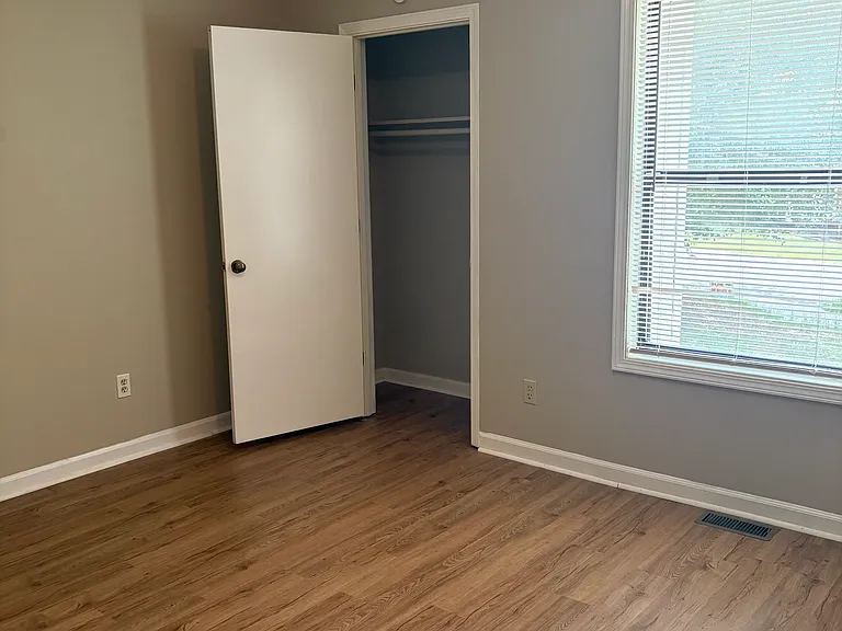 8005 Sumit Wood Dr NW — Photo 17