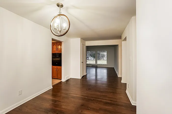 2674 Algonquin Dr — Photo 9