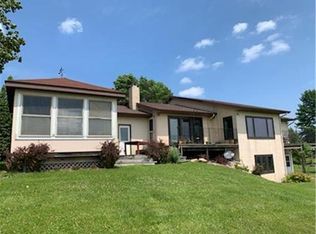 5183 E Eagle Lake Rd, Willmar, MN 56201