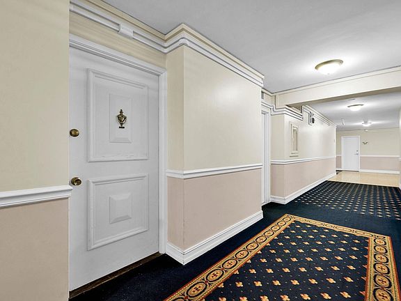 5th image of 5005 Collins Avenue #316