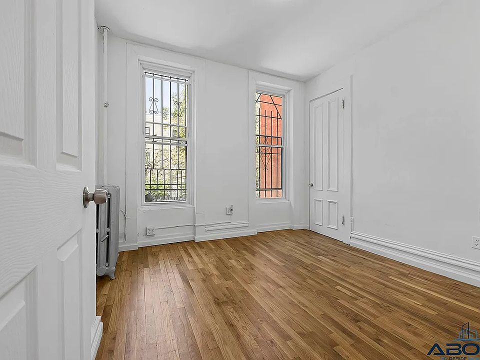 1st image of 297A Pulaski St #2A