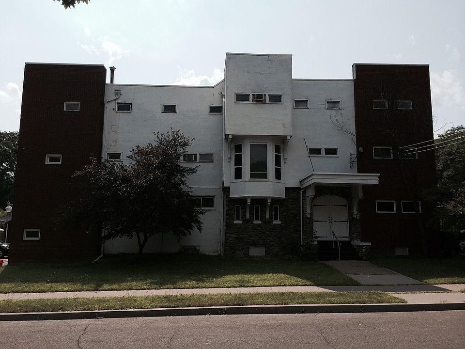 2nd image of 93 Riverside Dr