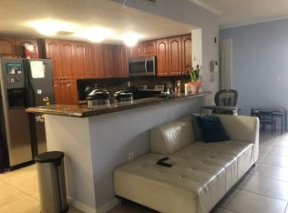 120 SW 37th Ave APT 204, Coral Gables, FL 33134