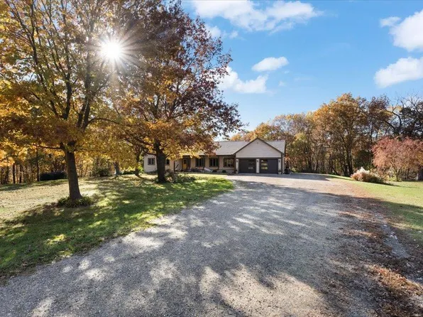 1665 County Road 5 SW, Howard Lake, MN 55349