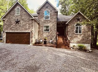 75 Parkwood Dr, Lake Ariel, PA 18436