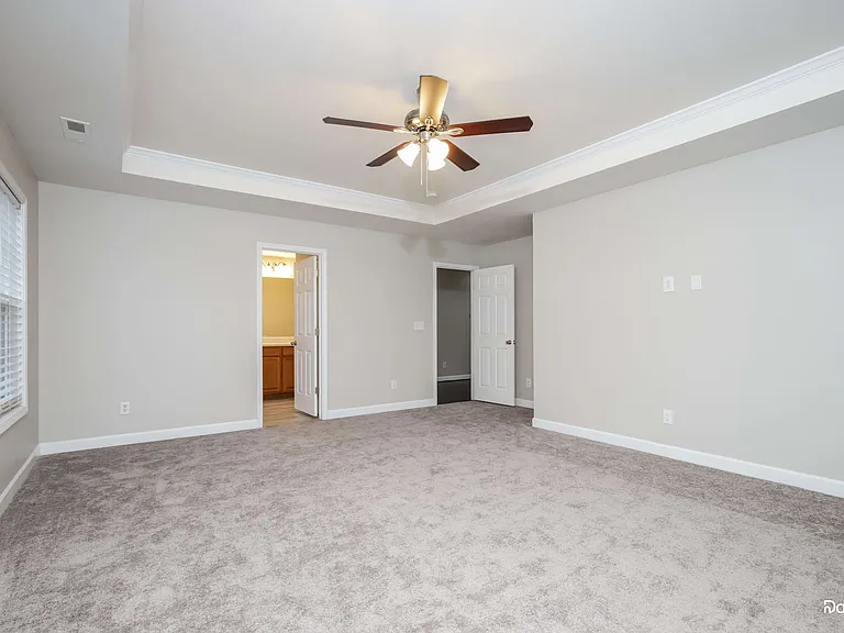 4645 Craver Woods Ct — Photo 10