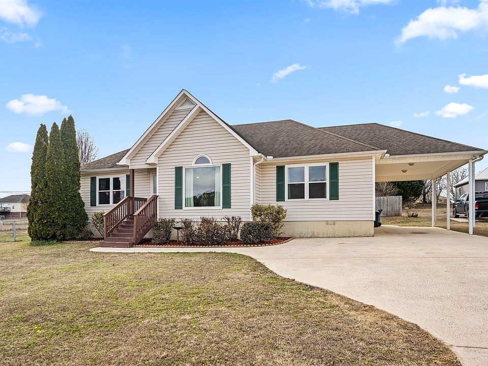 1st image of 176 Quail Hollow Rd