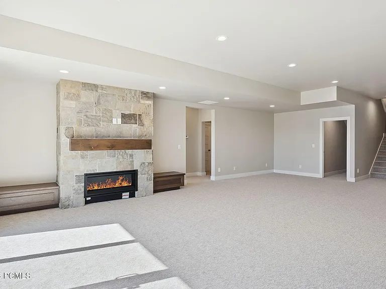 1021 W Vissen Way #67 — Photo 16