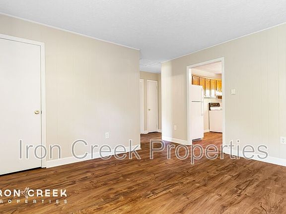 5th image of 250 Avena Rd #11